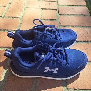 Under Armour UA W Charged Assert 10 - size 7.5